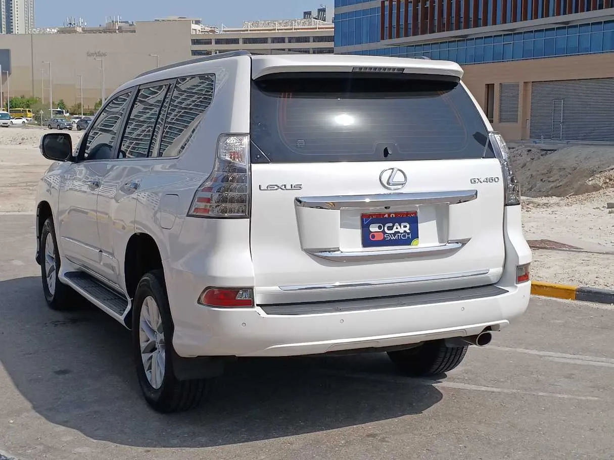 Car image 7