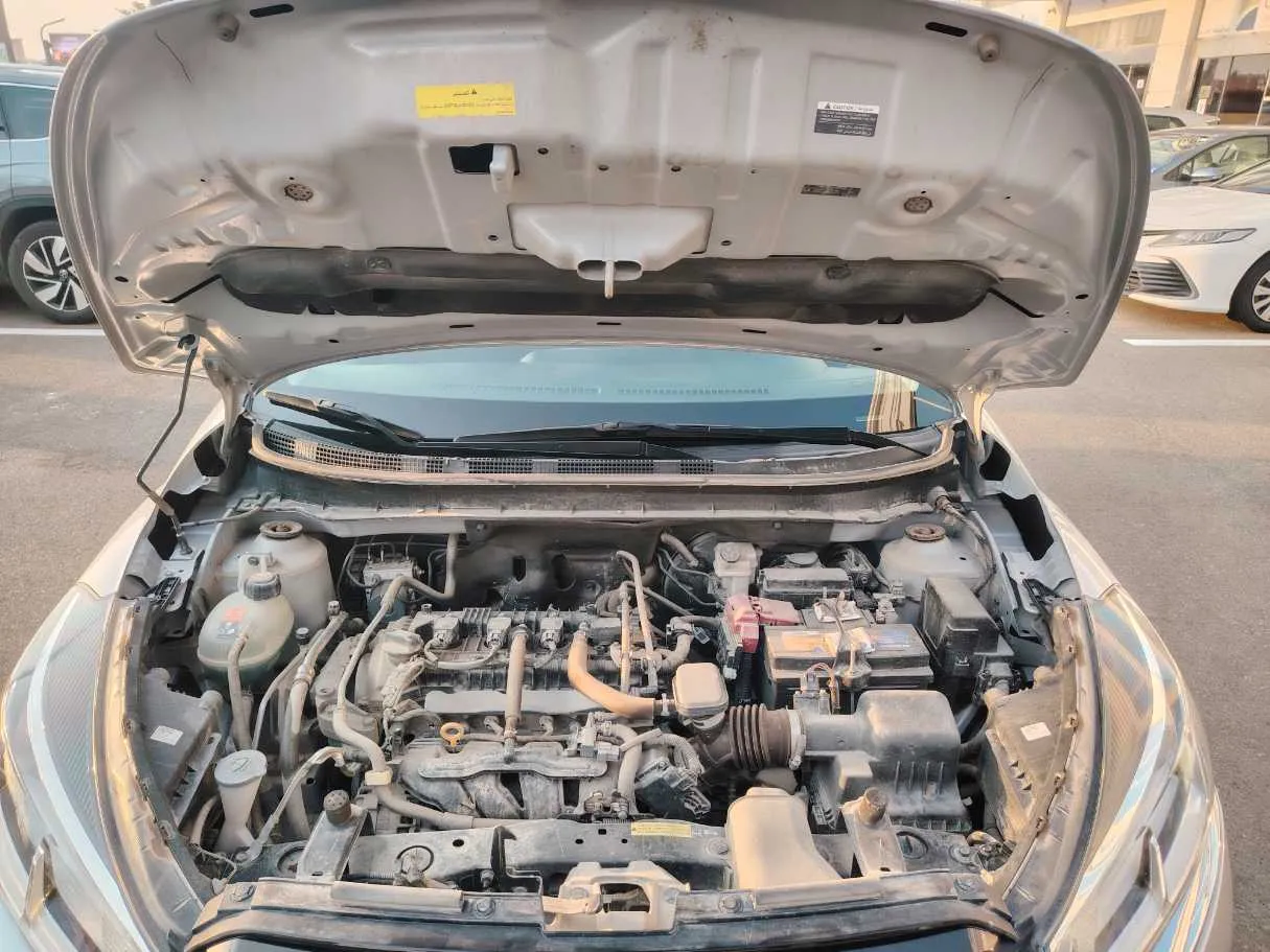 Car image 28