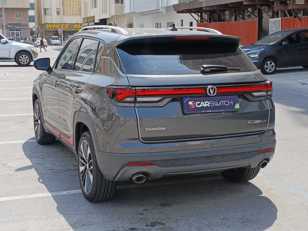 Car image 7
