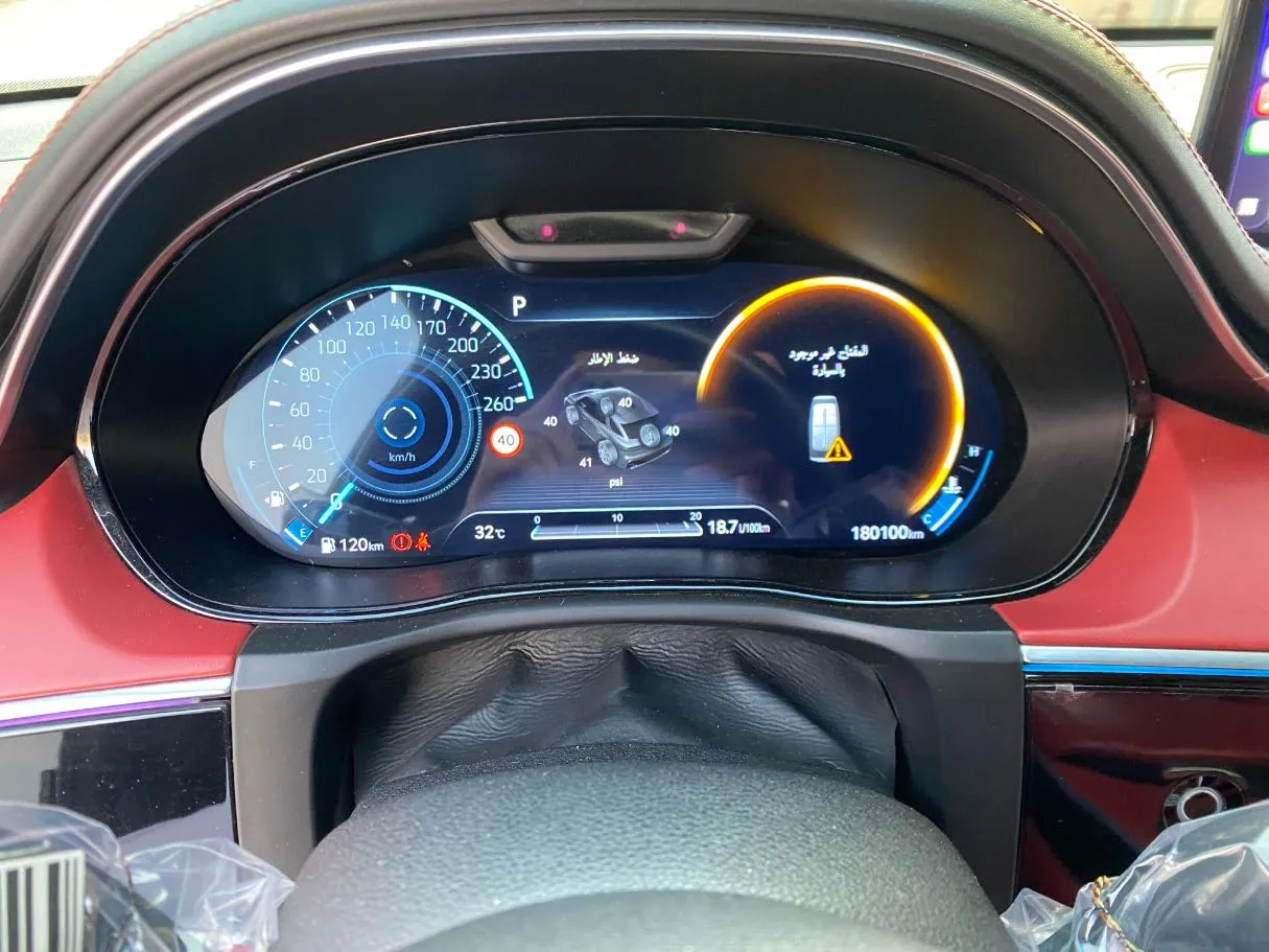 Car image 21