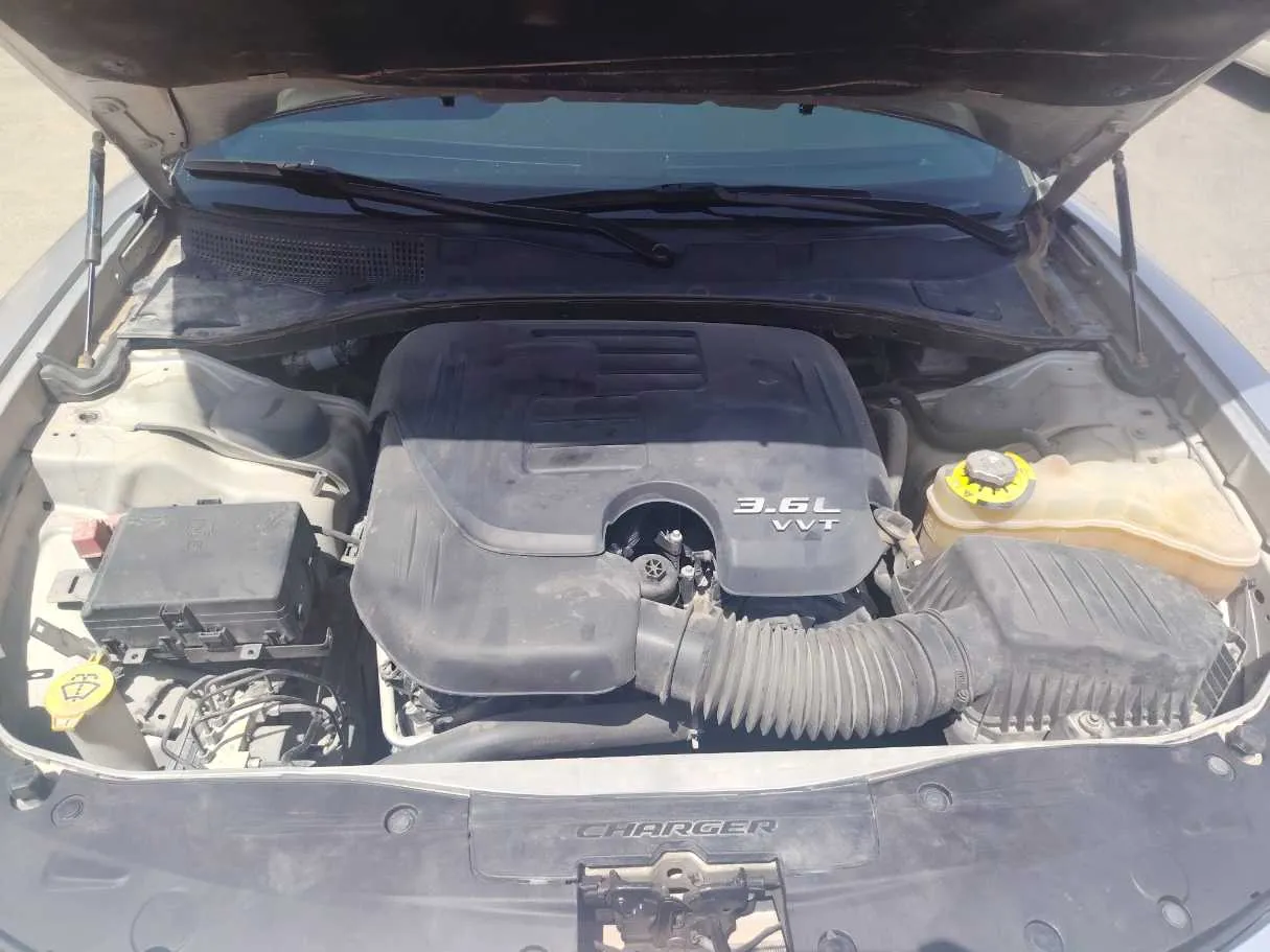 Car image 31