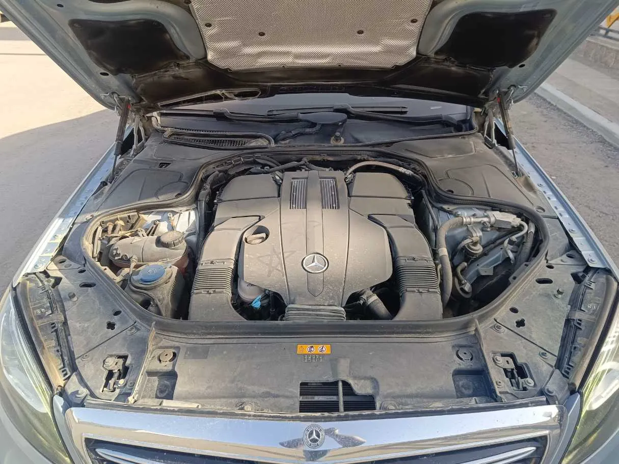 Car image 38
