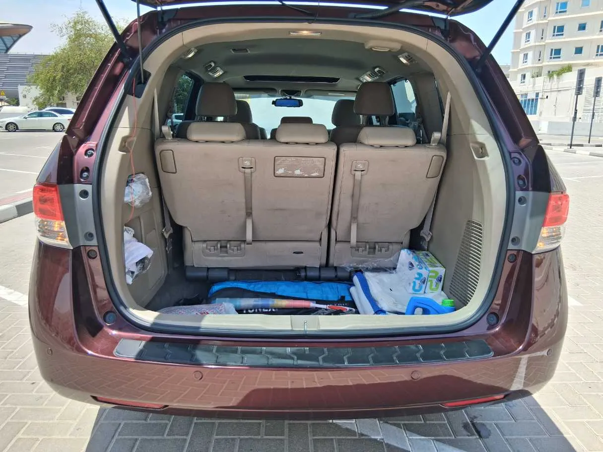 Car image 20