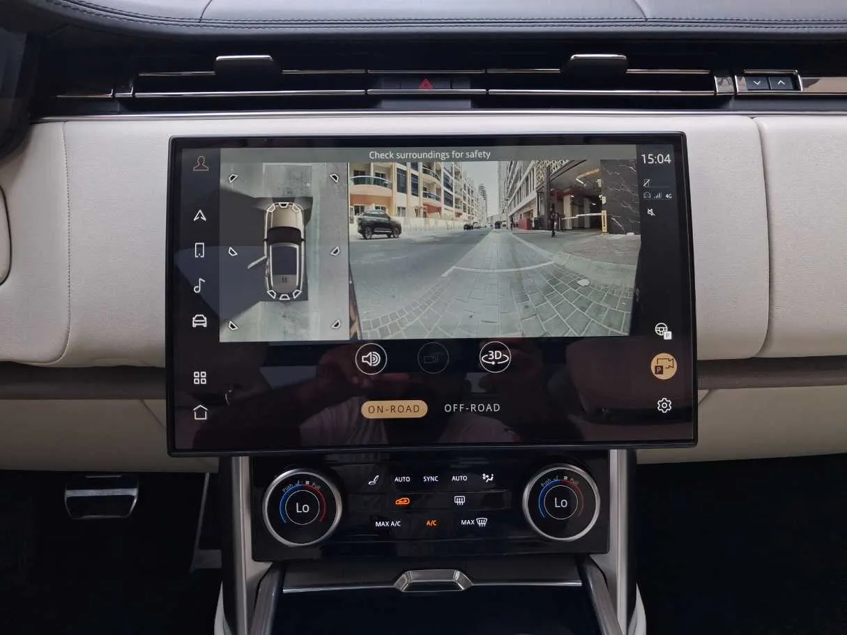 Car image 16