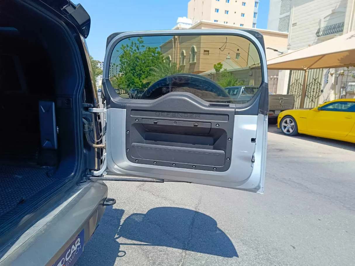 Car image 33