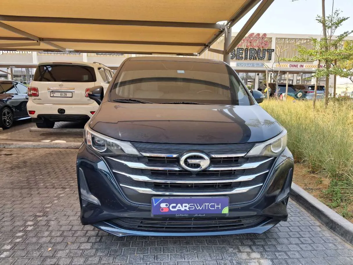 Car image 2