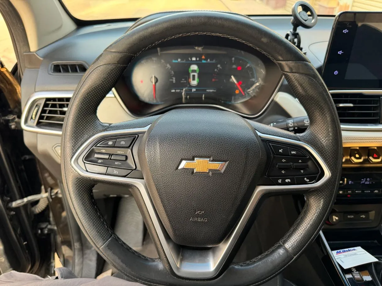 Car image 18