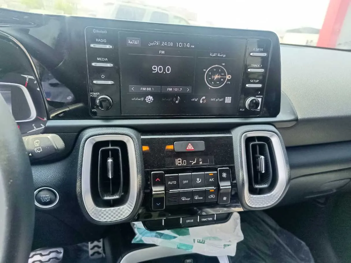 Car image 20