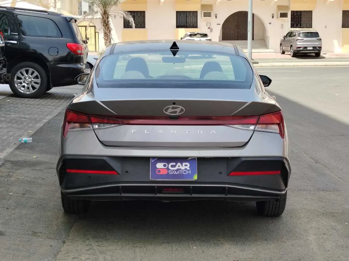 Car image 6