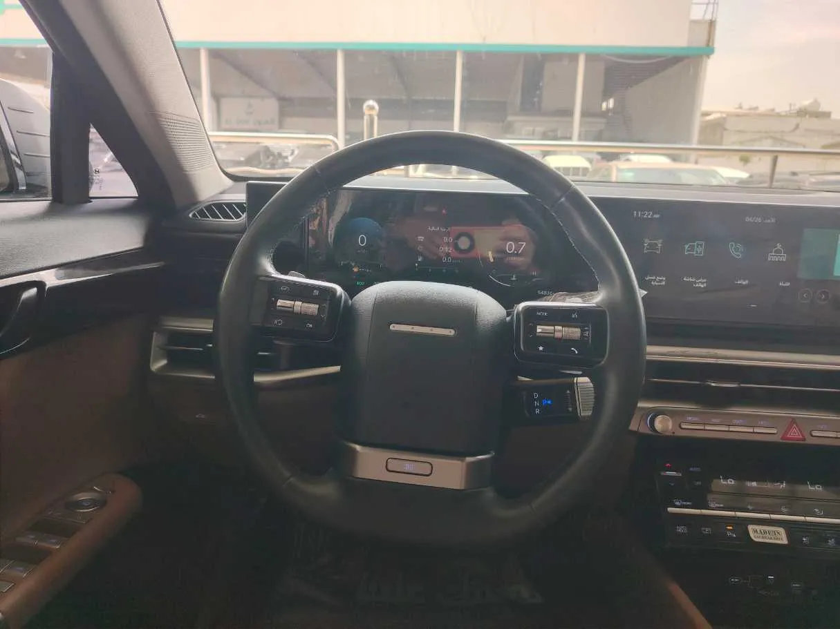 Car image 28
