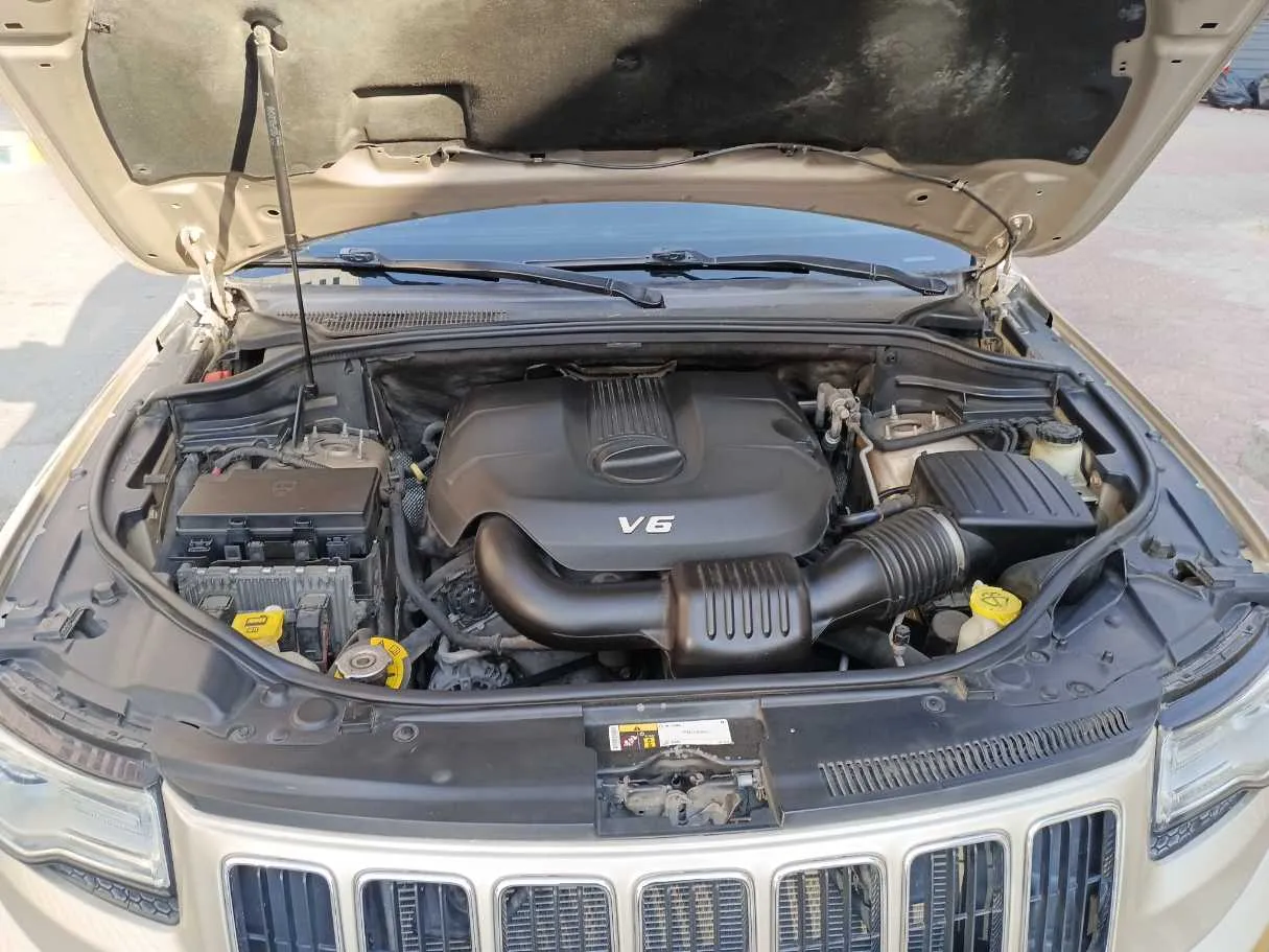 Car image 22