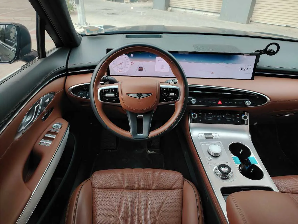 Car image 27