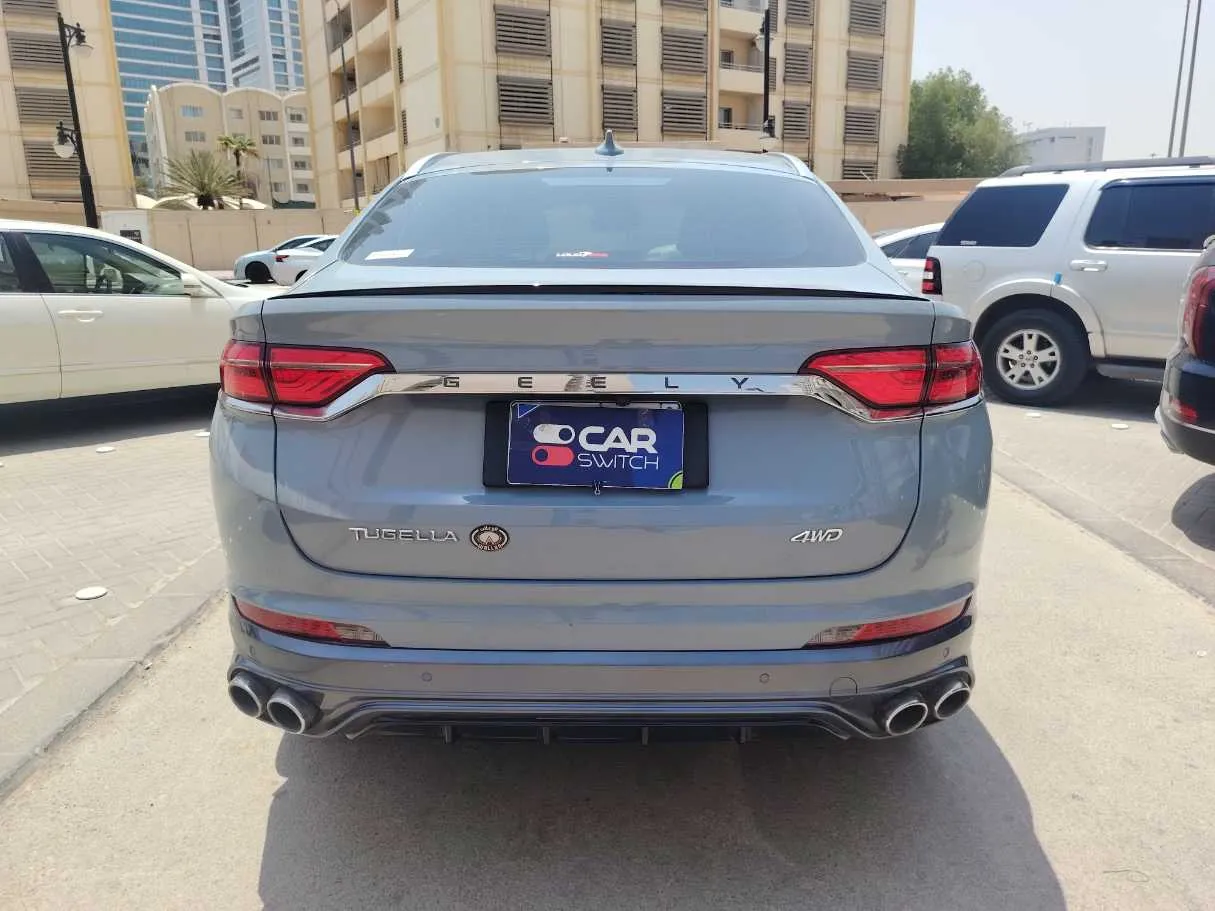 Car image 6