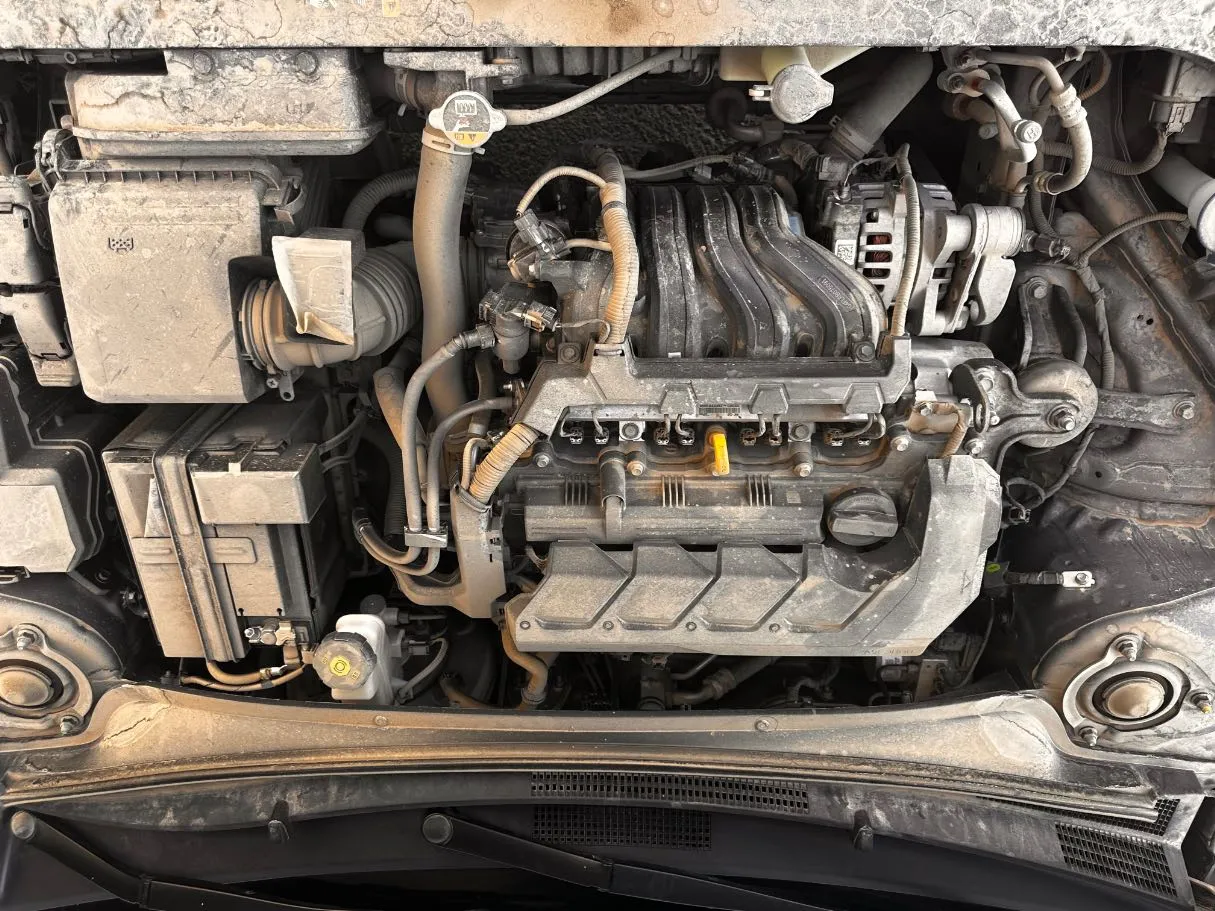 Car image 25