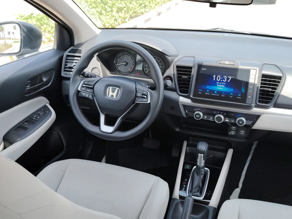 Car image 20
