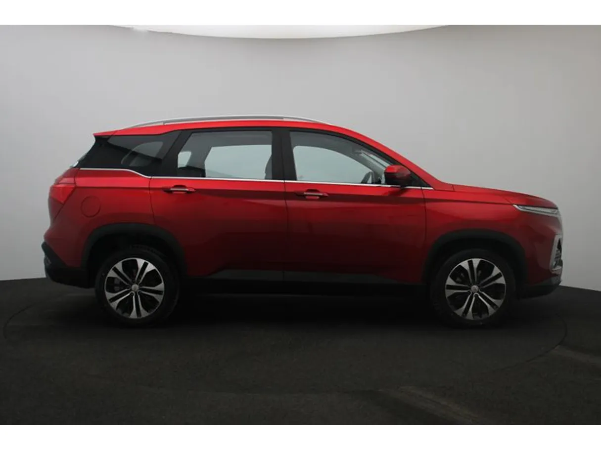 Car image 13
