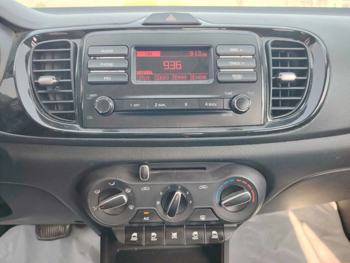 Car image 20