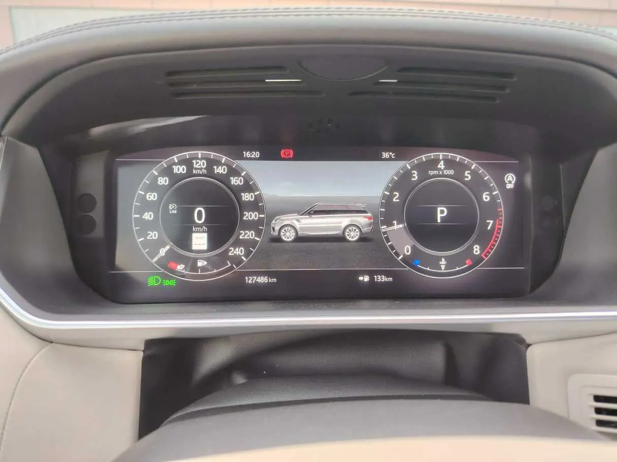 Car image 29