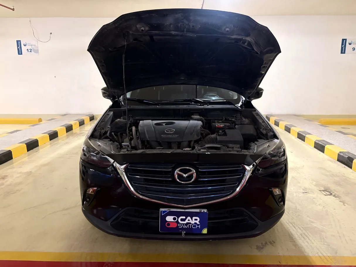 Car image 25
