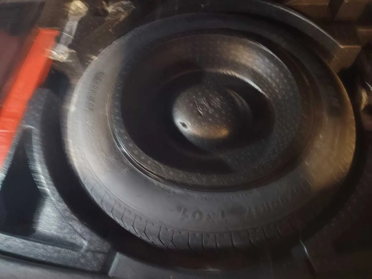 Car image 31