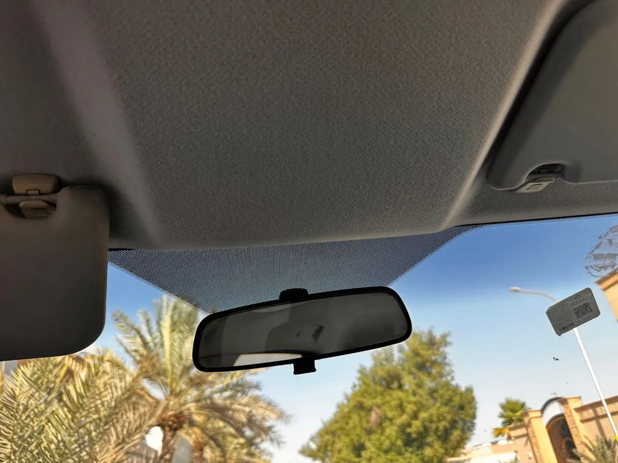 Car image 22