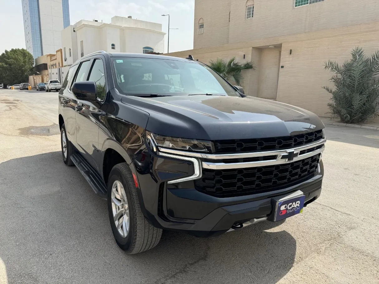 Car image 3