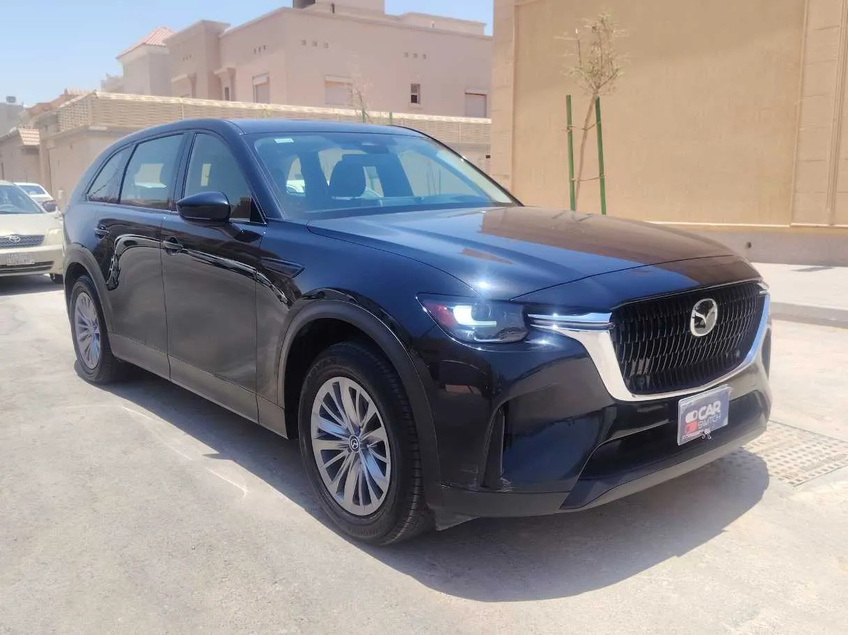 Car image 3