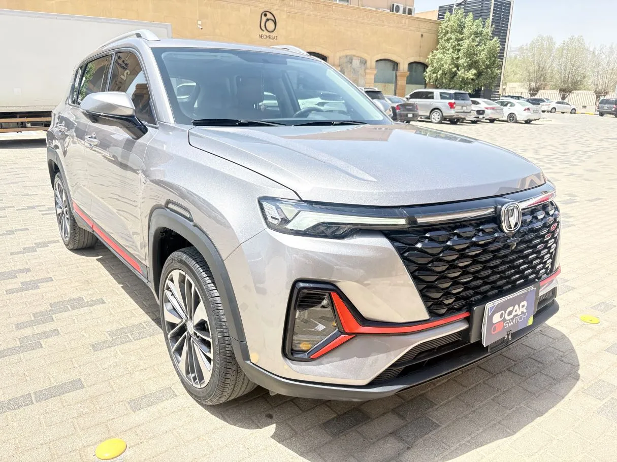Car image 3