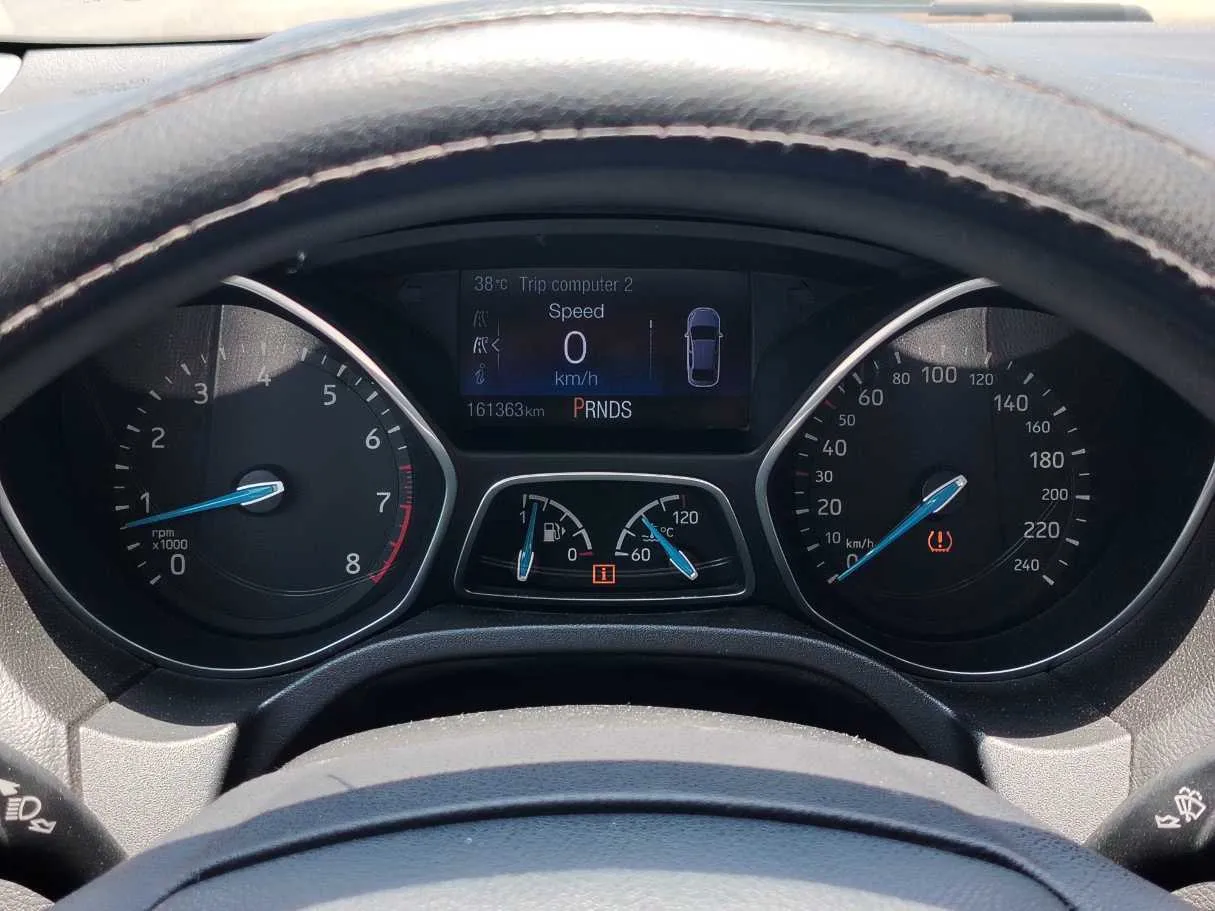 Car image 23