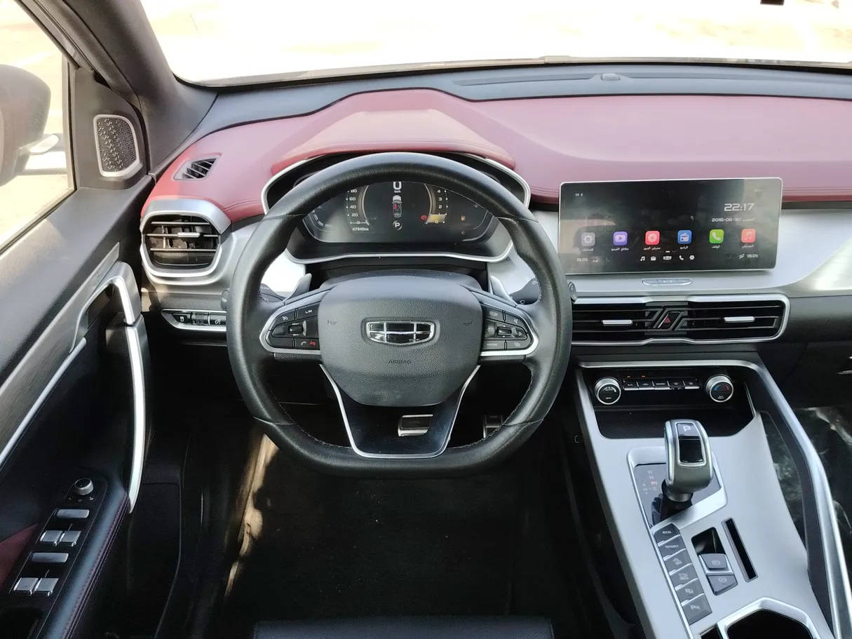 Car image 25