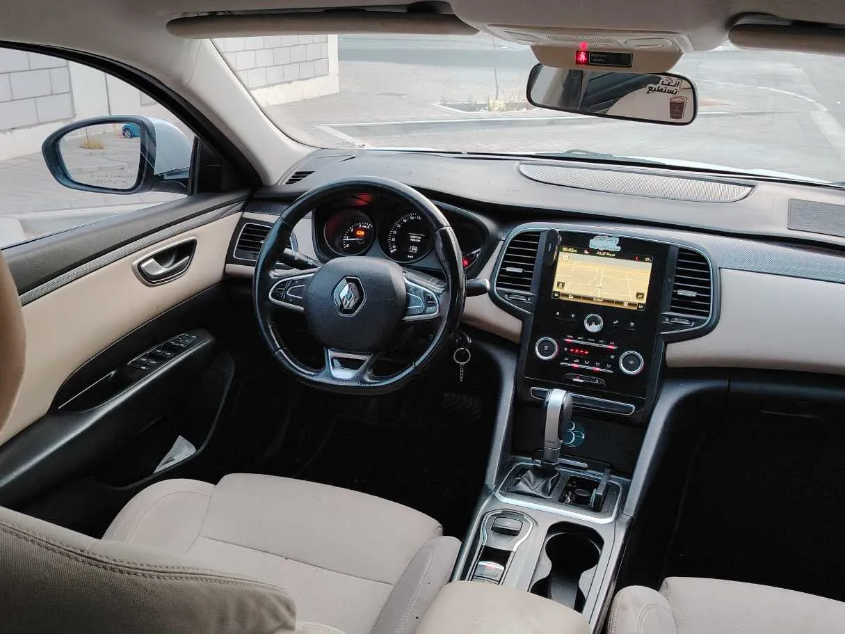 Car image 23