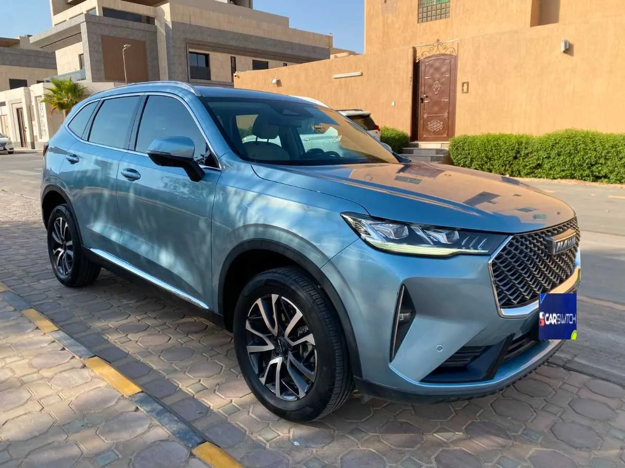 Car image 3