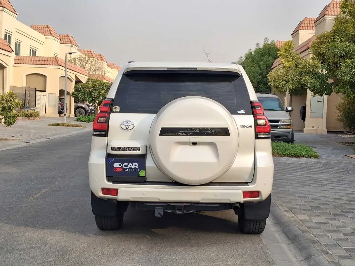 Car image 6