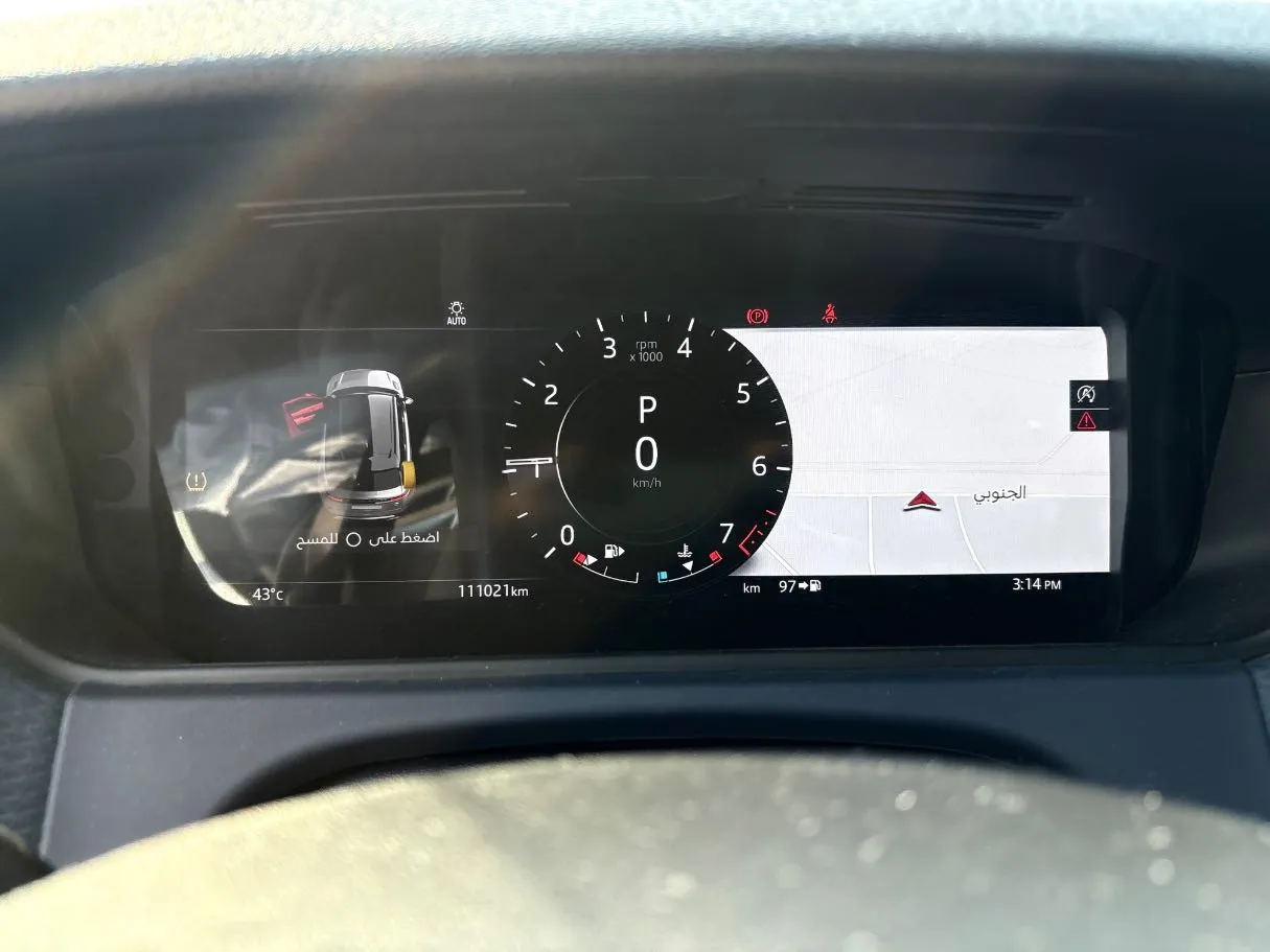 Car image 23