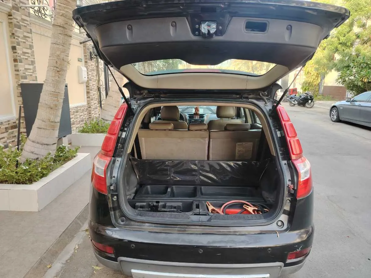 Car image 31