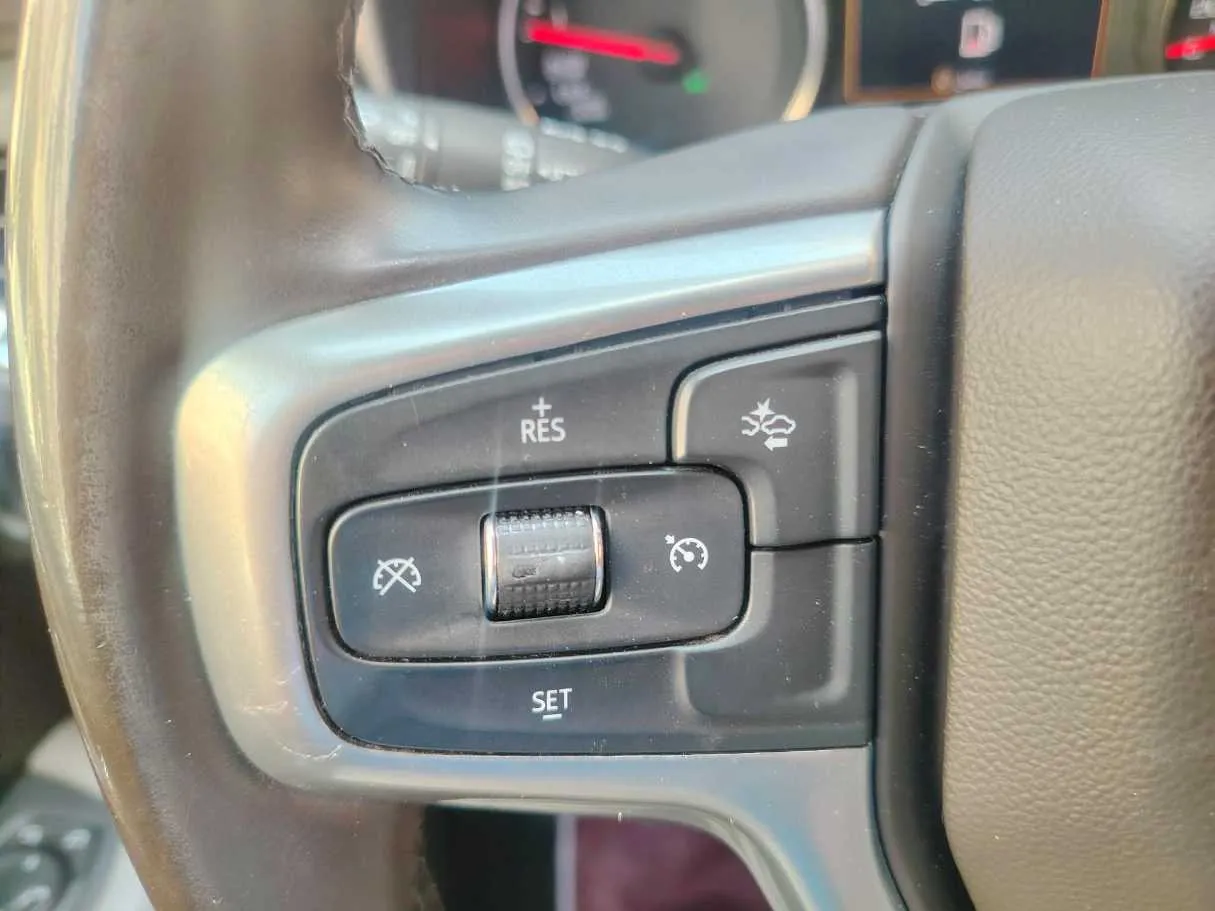 Car image 46