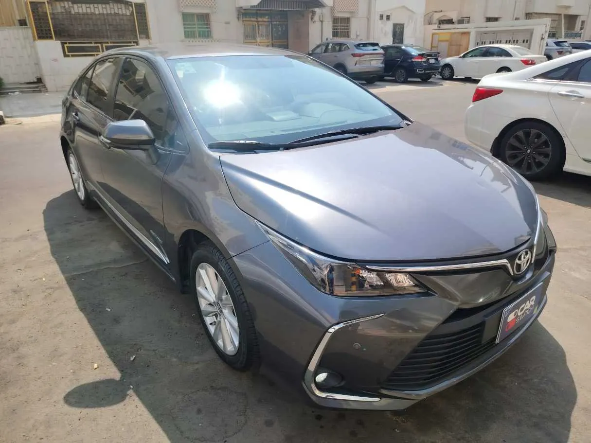 Car image 3