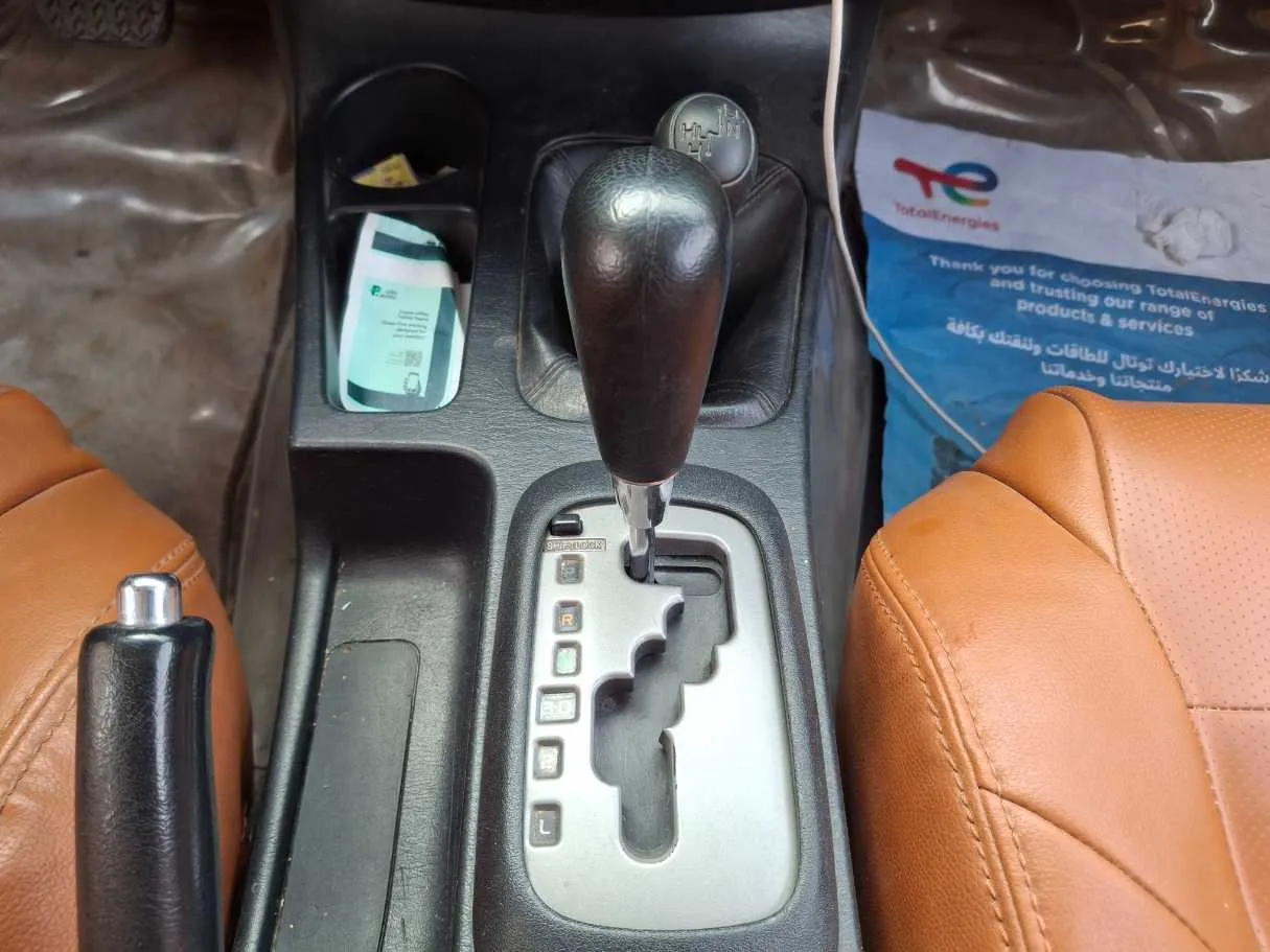 Car image 15