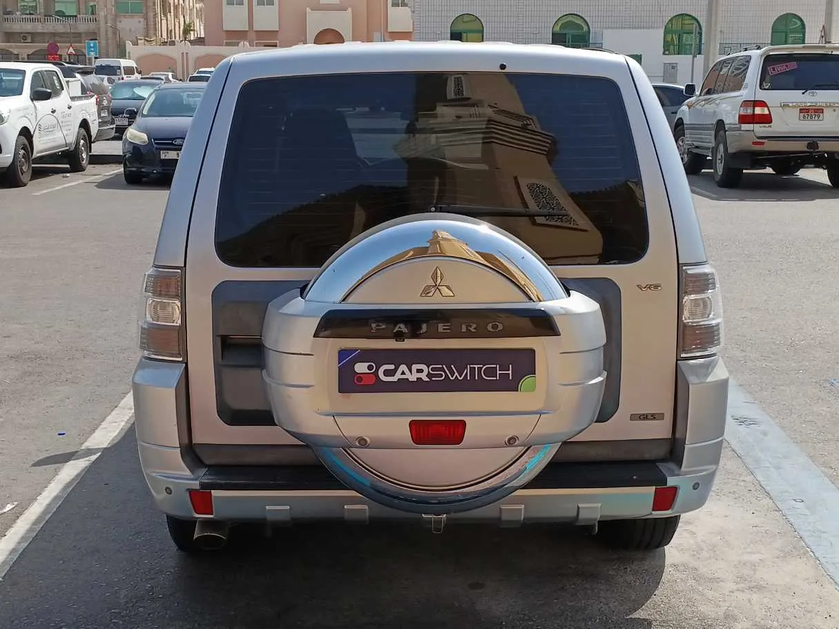 Car image 6