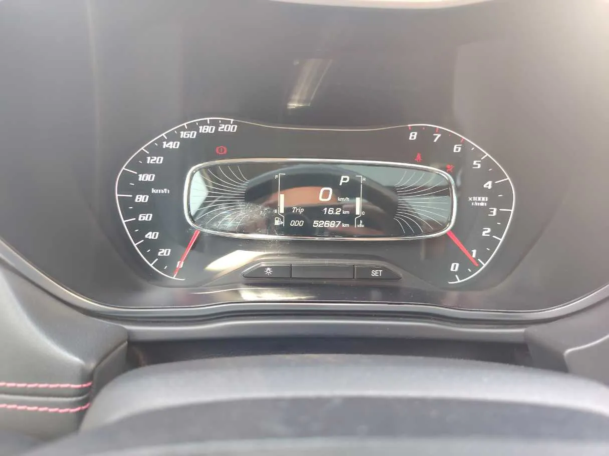 Car image 24