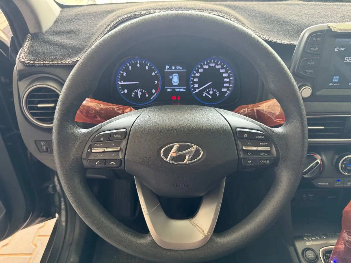 Car image 16