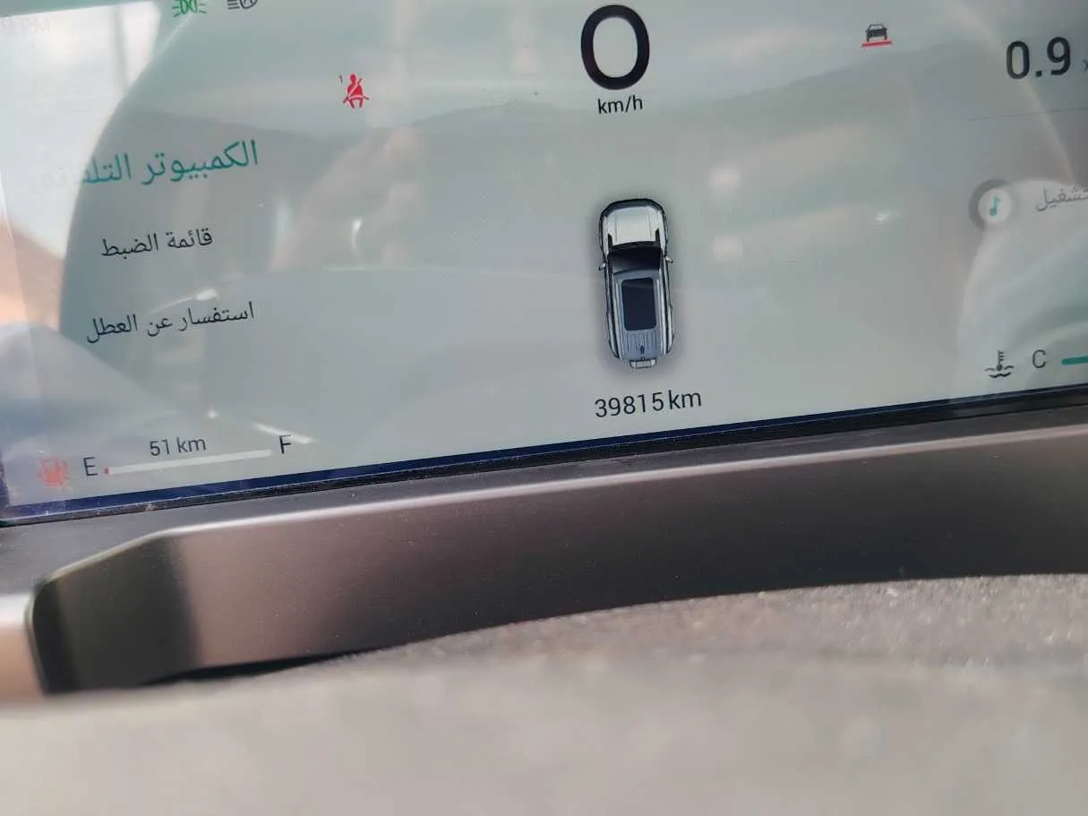 Car image 19