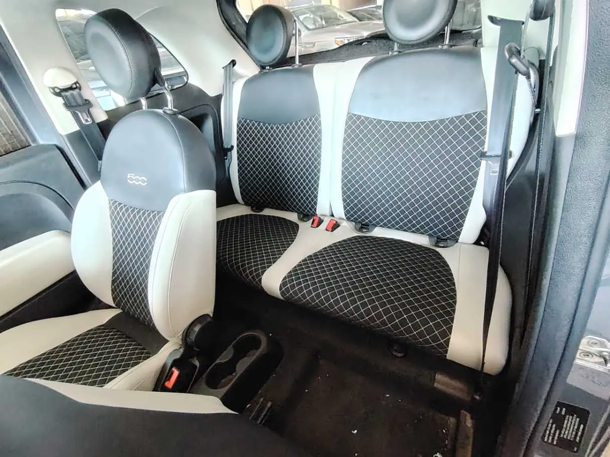 Car image 24