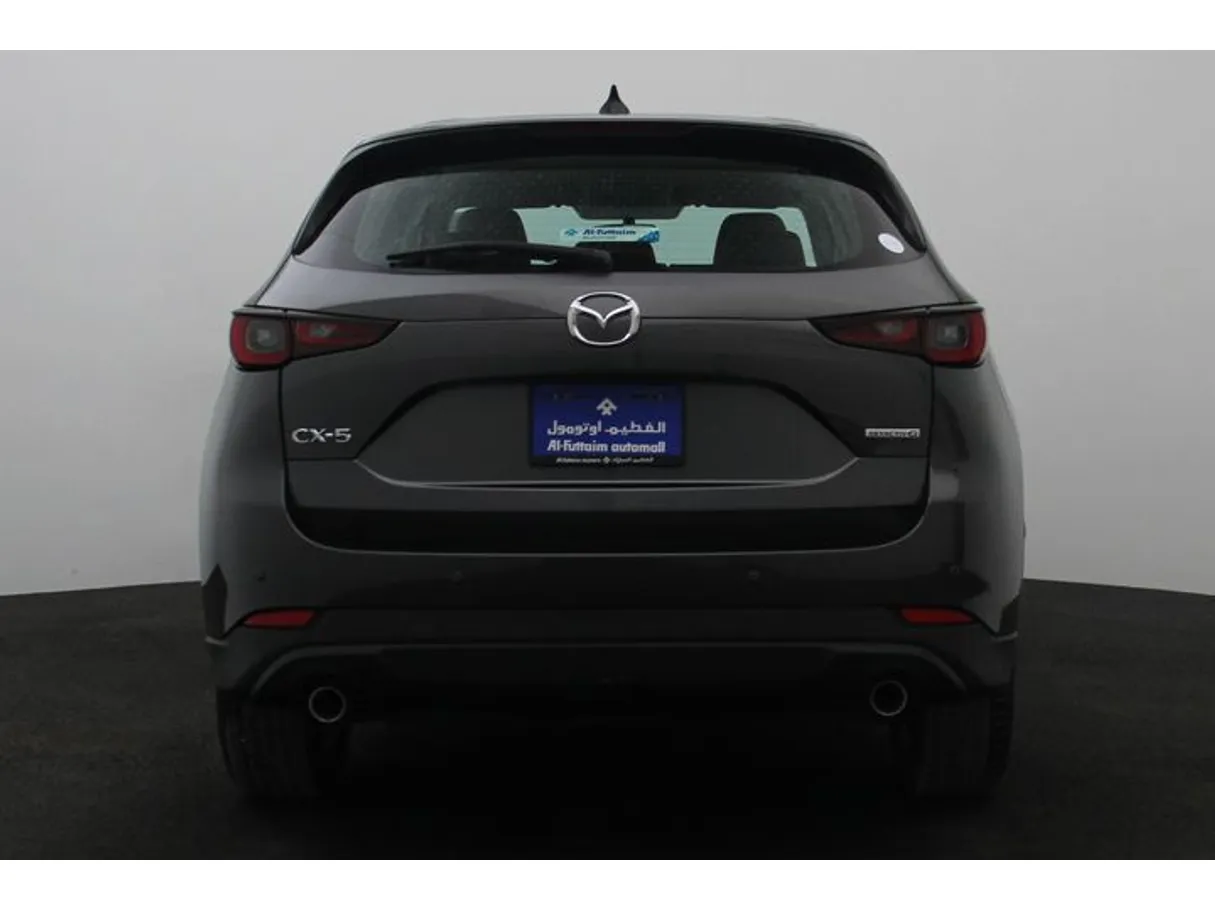 Car image 12