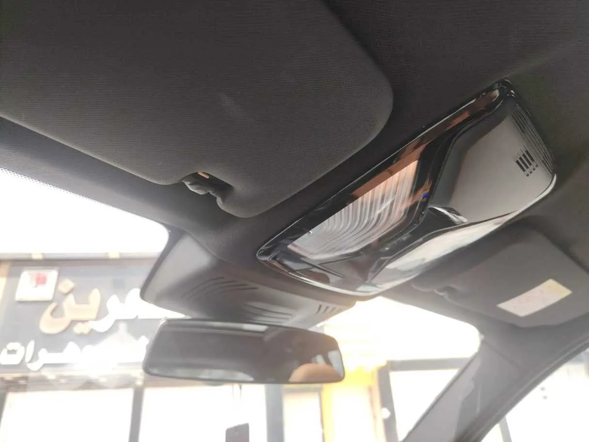 Car image 35