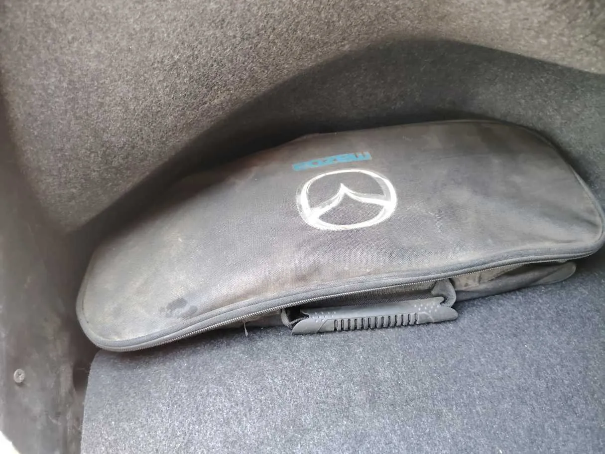 Car image 39