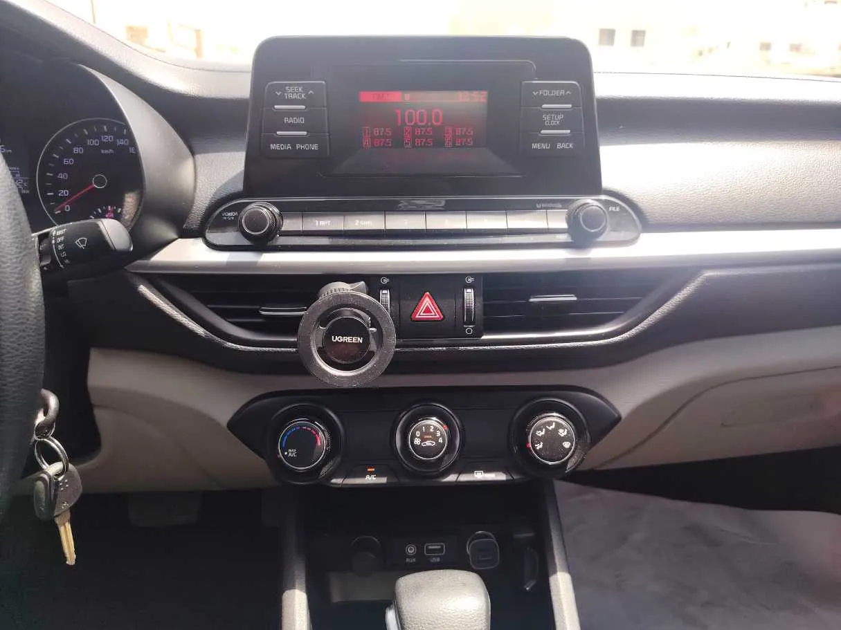 Car image 22