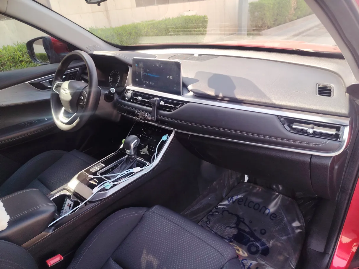 Car image 13