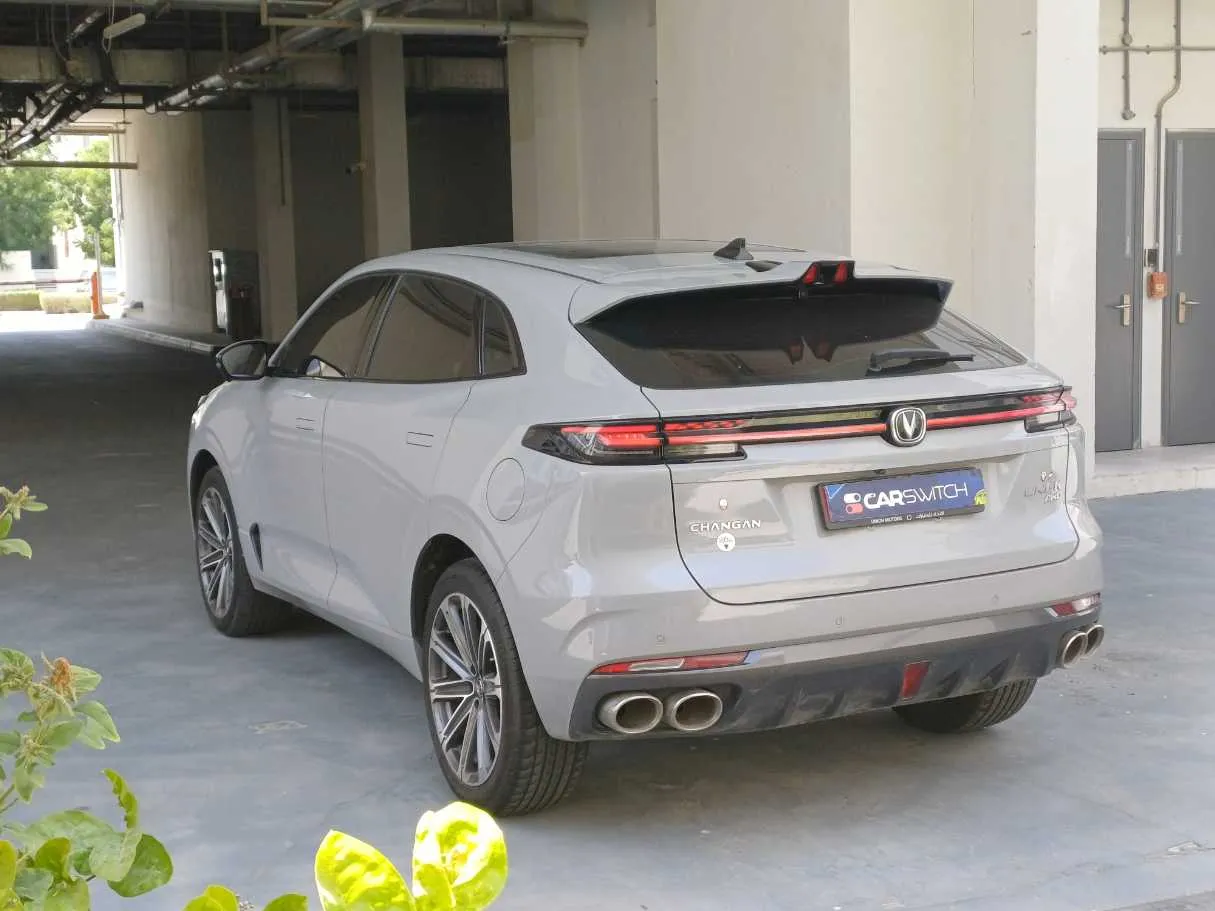 Car image 7