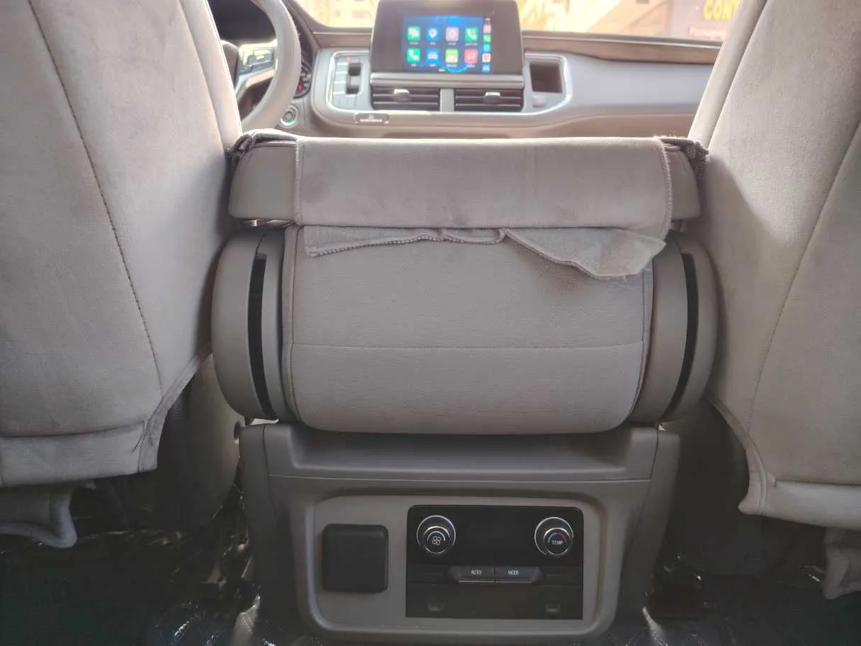 Car image 25